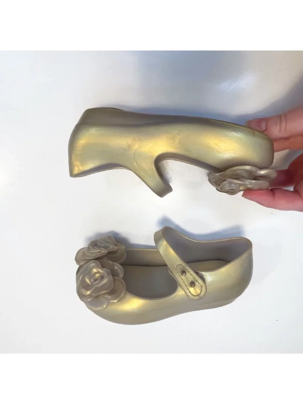 Mini Melissa Gold Ultra Girl Flower Jelly Flats, Size 9